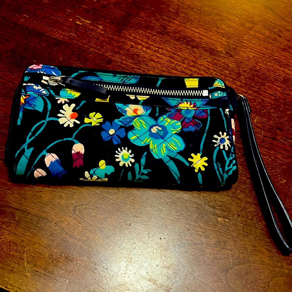 Vera Bradley Quilted Wallet Clutch Wristlet